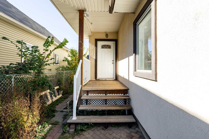 Property Photo: 5140 51 Street AB T4L 1H9
