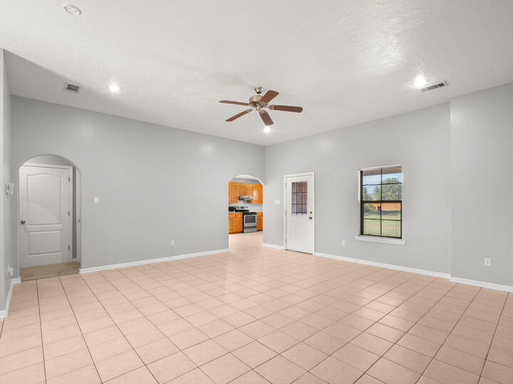 Property Photo: 191 Delia Dr LA 71446