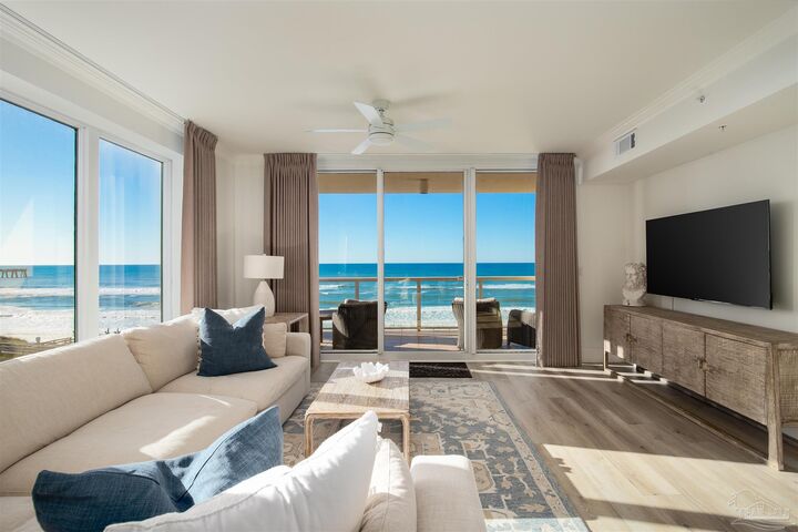 8477 Gulf Blvd 401  Navarre Beach FL 32566 photo