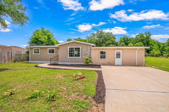 6998 Cosmos St  Milton FL 32570 photo