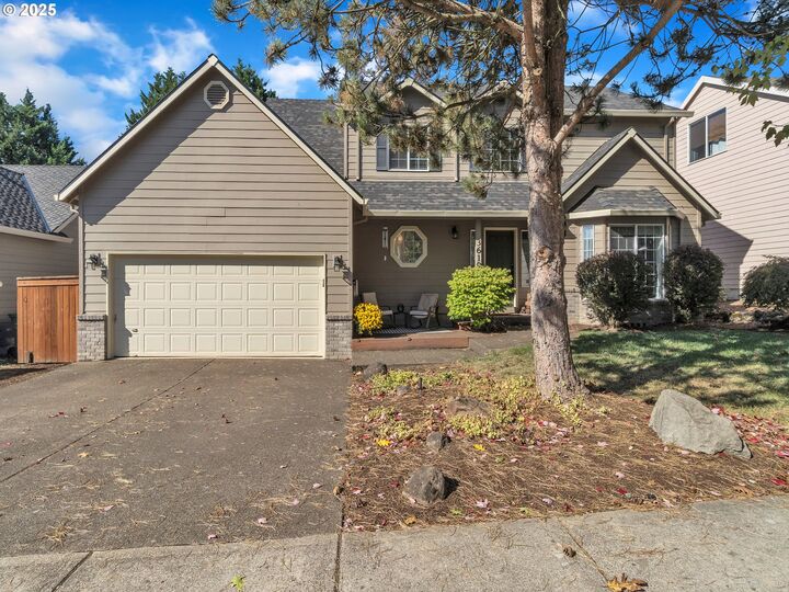 Property Photo: 3619 N Knoll Dr OR 97132