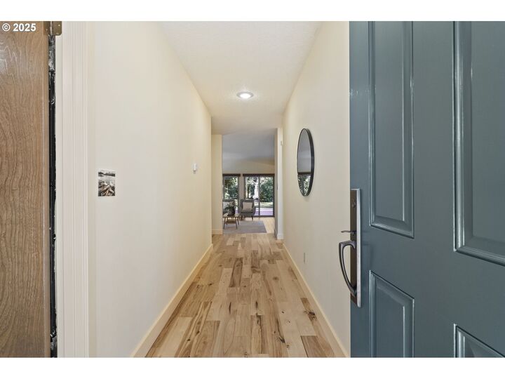 Property Photo:  3250 SE 153rd Ave  OR 97236 