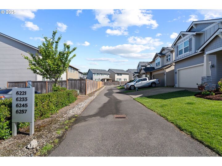 Property Photo:  6245 N 86th Ave  WA 98607 