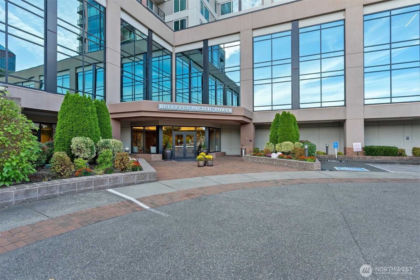 Property Photo: 177 107th Avenue NE 720 WA 98004