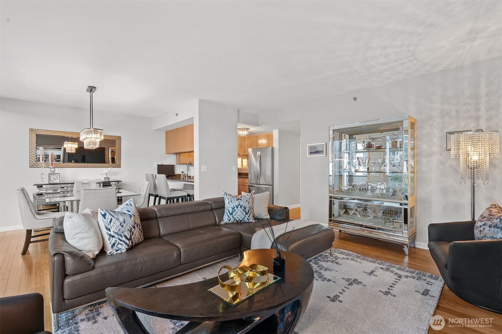 Property Photo:  177  107th Avenue NE 720  WA 98004 