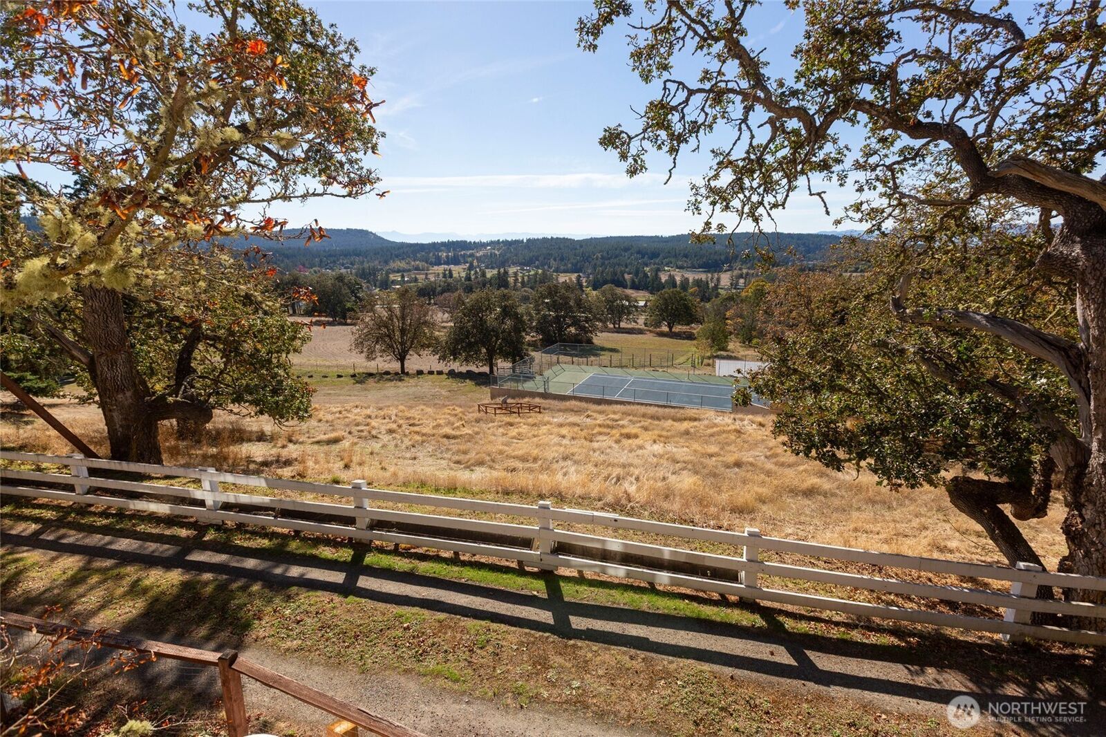 Property Photo: 327 Twin Oaks Drive WA 98250