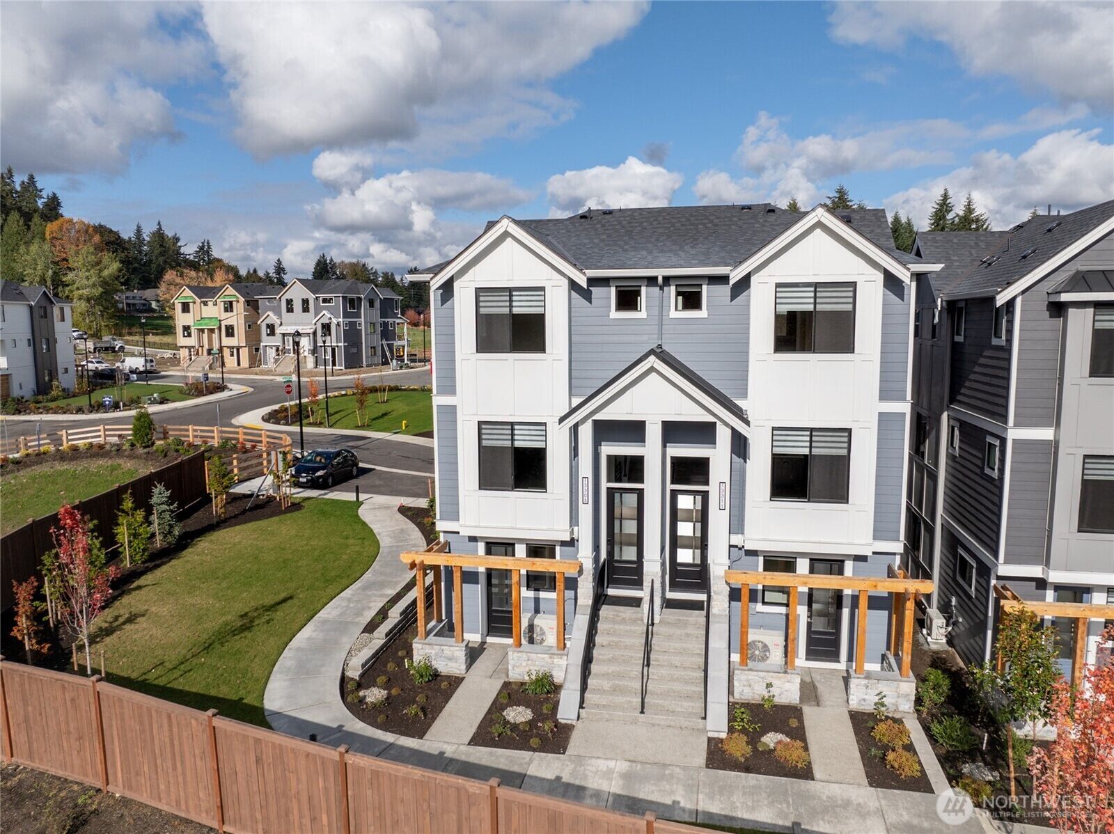 Property Photo:  13283 NE 143rd Court 3  WA 98072 