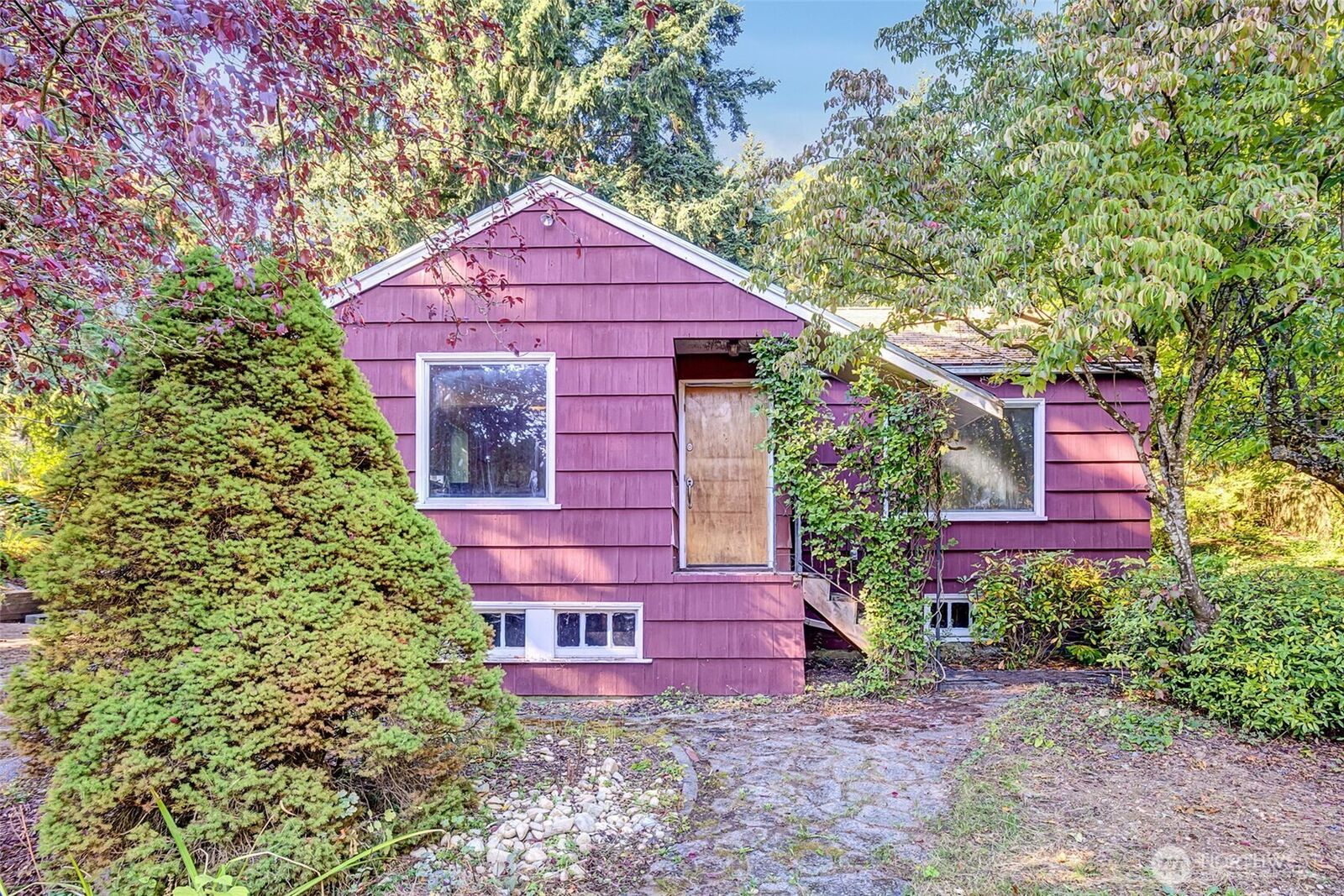 Property Photo: 12015 8th Avenue S WA 98168