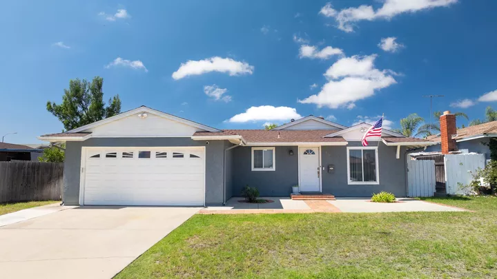 256 S Royal Oak Rd  San Diego CA 92114 photo