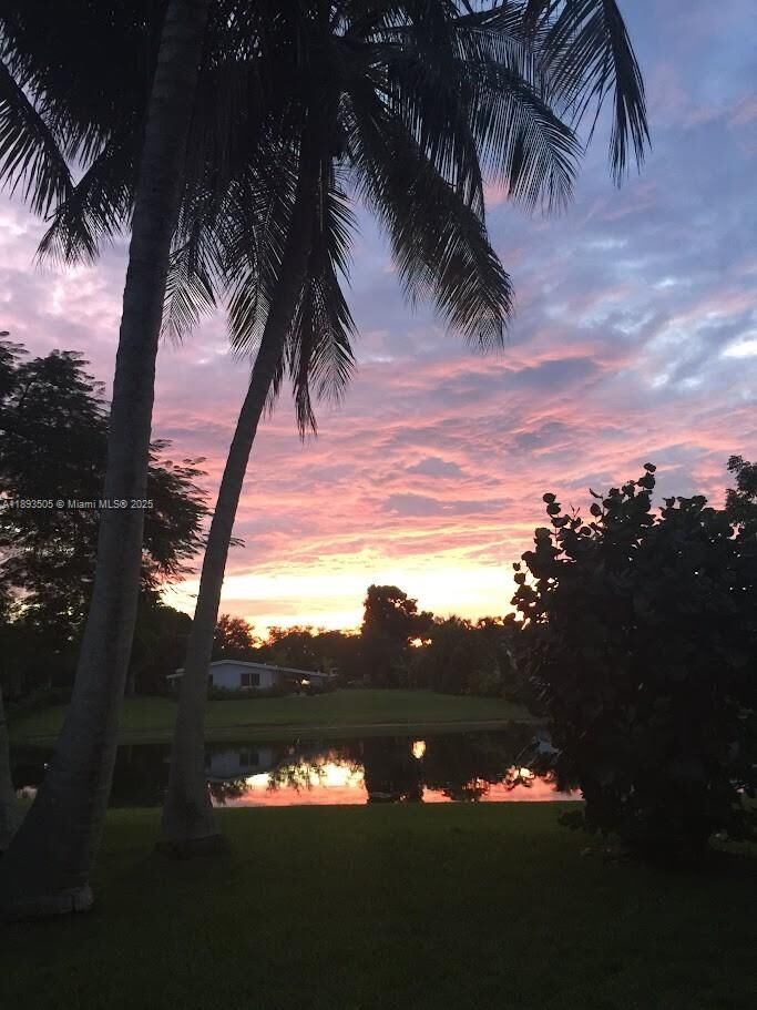 Property Photo: 11820 SW 69th Ct FL 33156