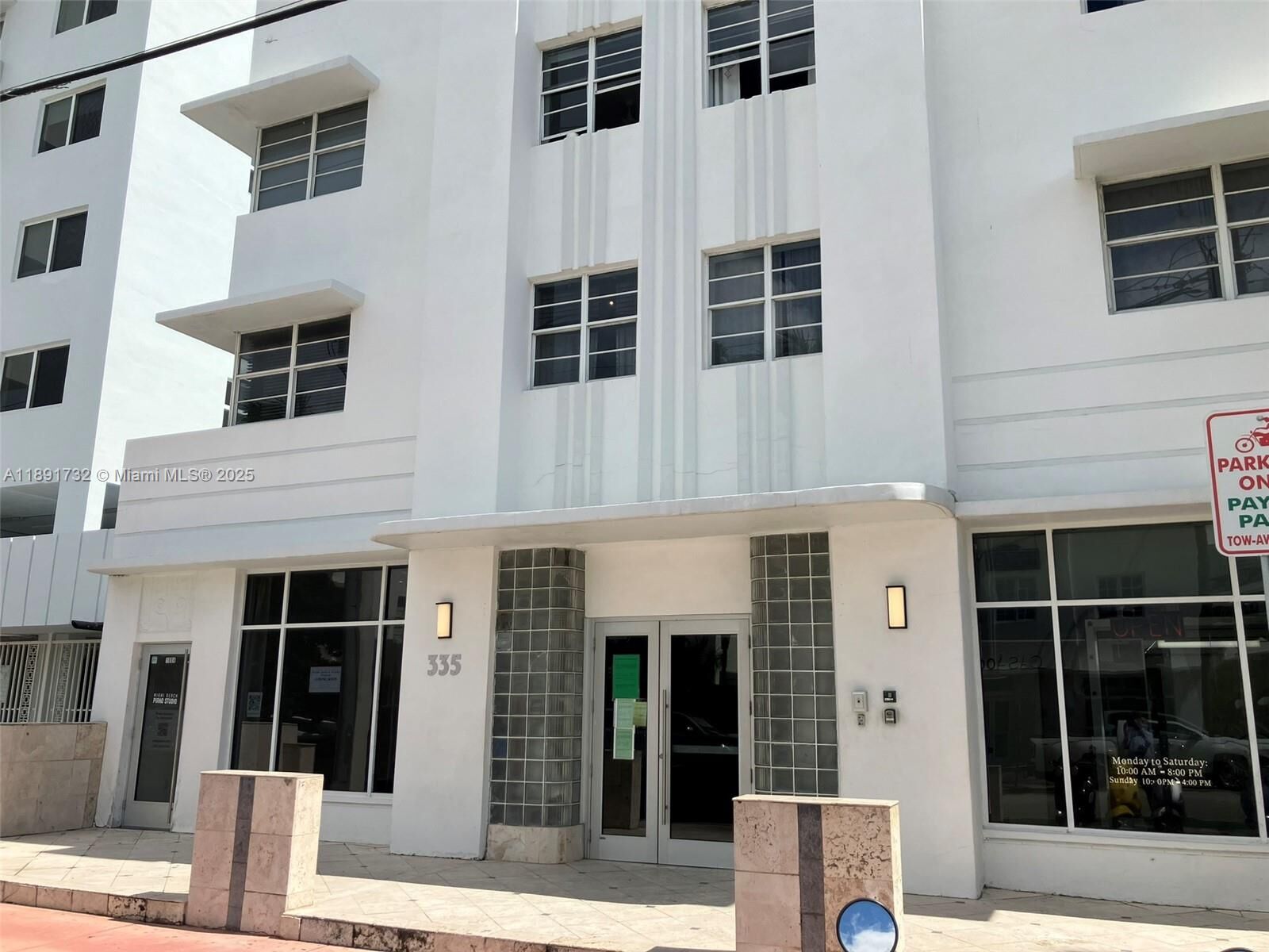 Property Photo: 335 Ocean Dr 306 FL 33139