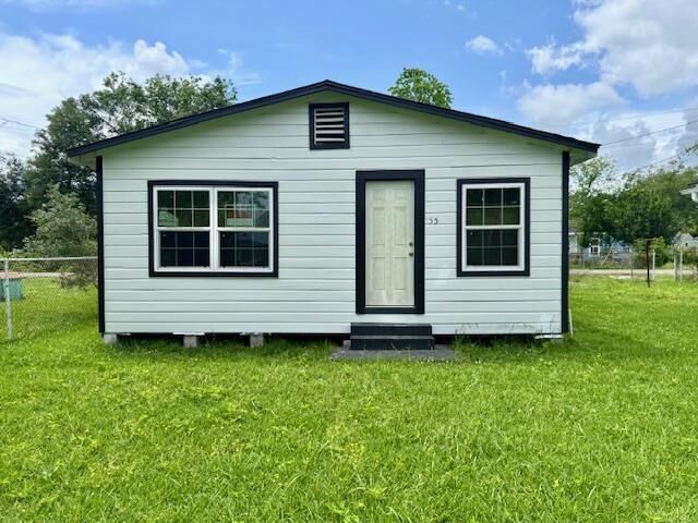 Property Photo:  1555 Church St  TX 77705 