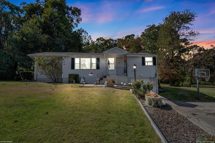 12 Richard Lane  Prospect CT 06712 photo