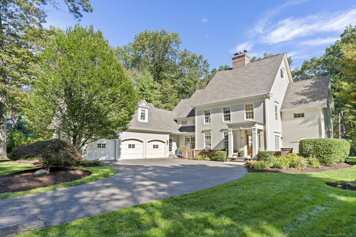 Property Photo:  14 Chatsworth Place  CT 06032 