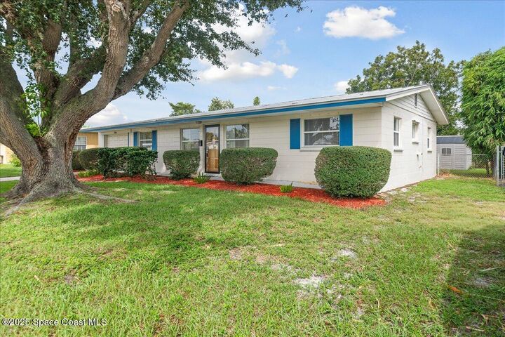 Property Photo: 2106 Lucille Lane FL 32935