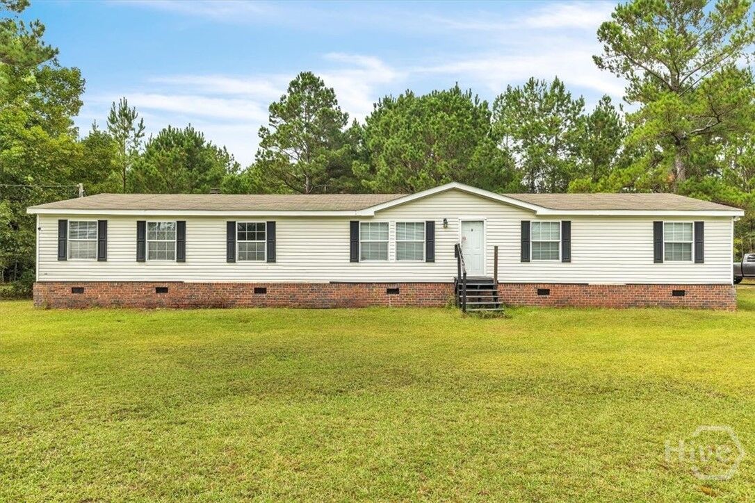 Property Photo:  215 Worthington Drive NE  GA 31316