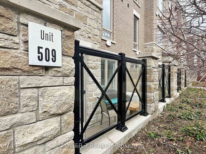 Property Photo: 30 Dunsheath Way 509 ON L6B 1N3