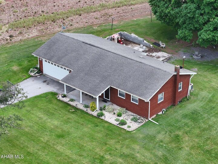 Property Photo: 796 Lighthouse Road PA 15533