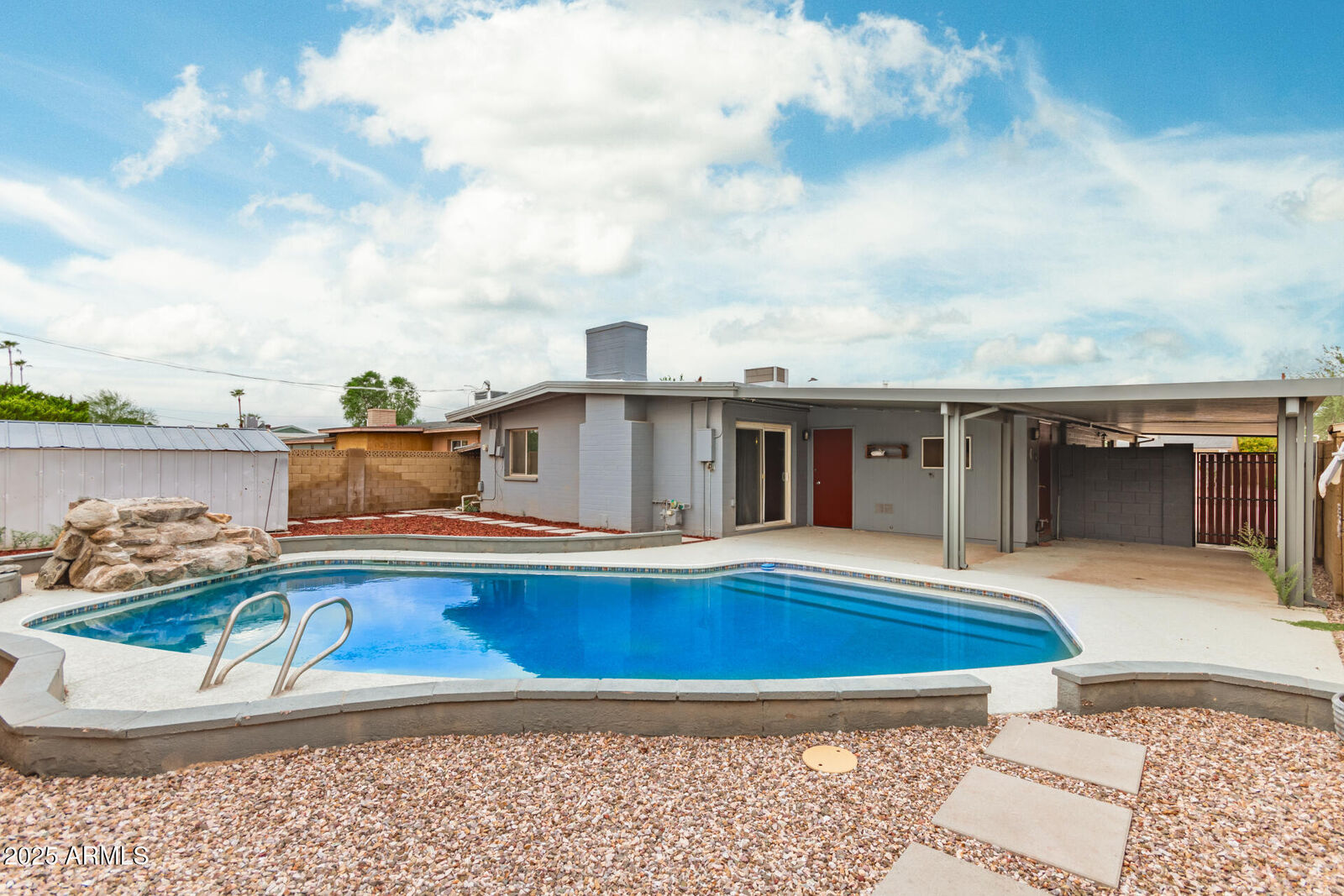 Property Photo:  1413 E Wesleyan Drive  AZ 85282 