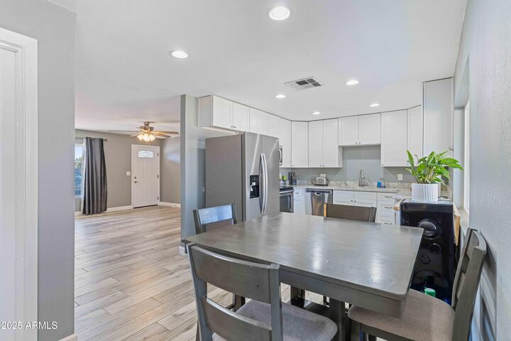 Property Photo:  5114 E Nambe Street  AZ 85044 