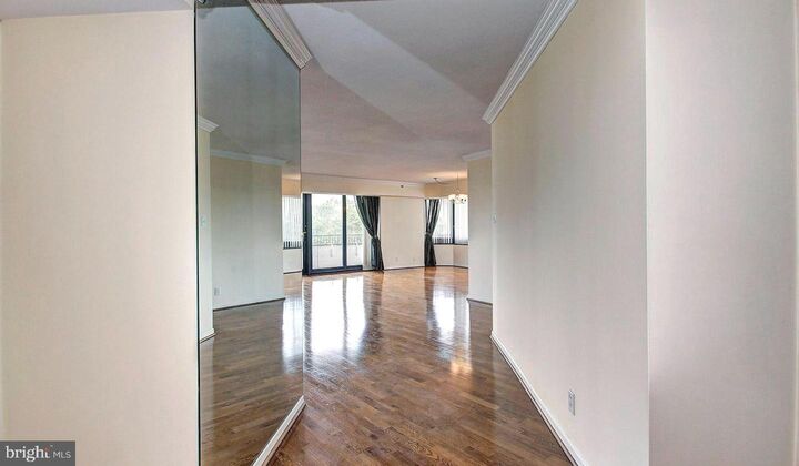 Property Photo: 1200 Crystal Drive 313 VA 22202