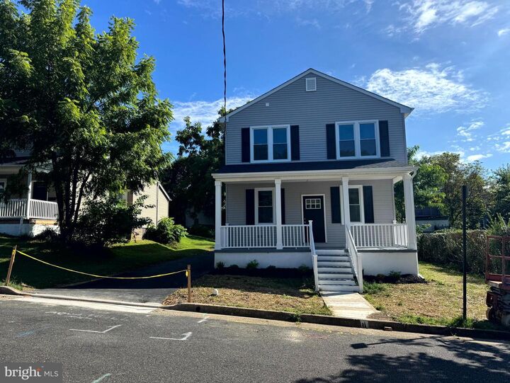 Property Photo: 2304 Parkview Avenue PA 19001
