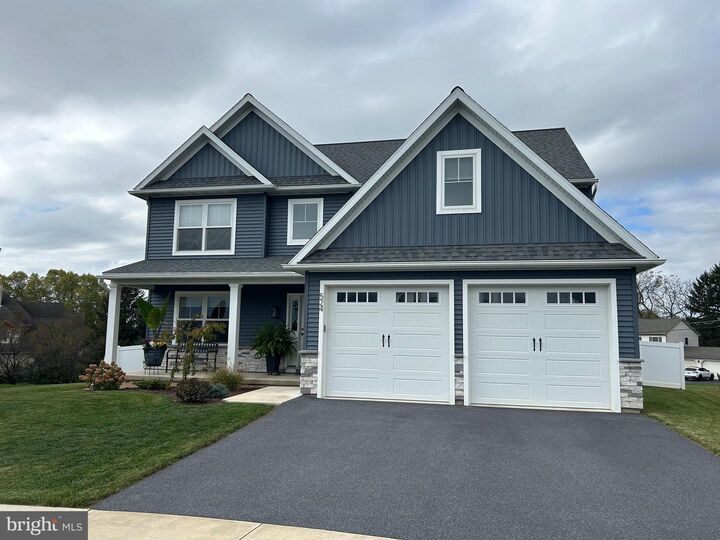 Property Photo:  524 Madison Way  PA 17545 
