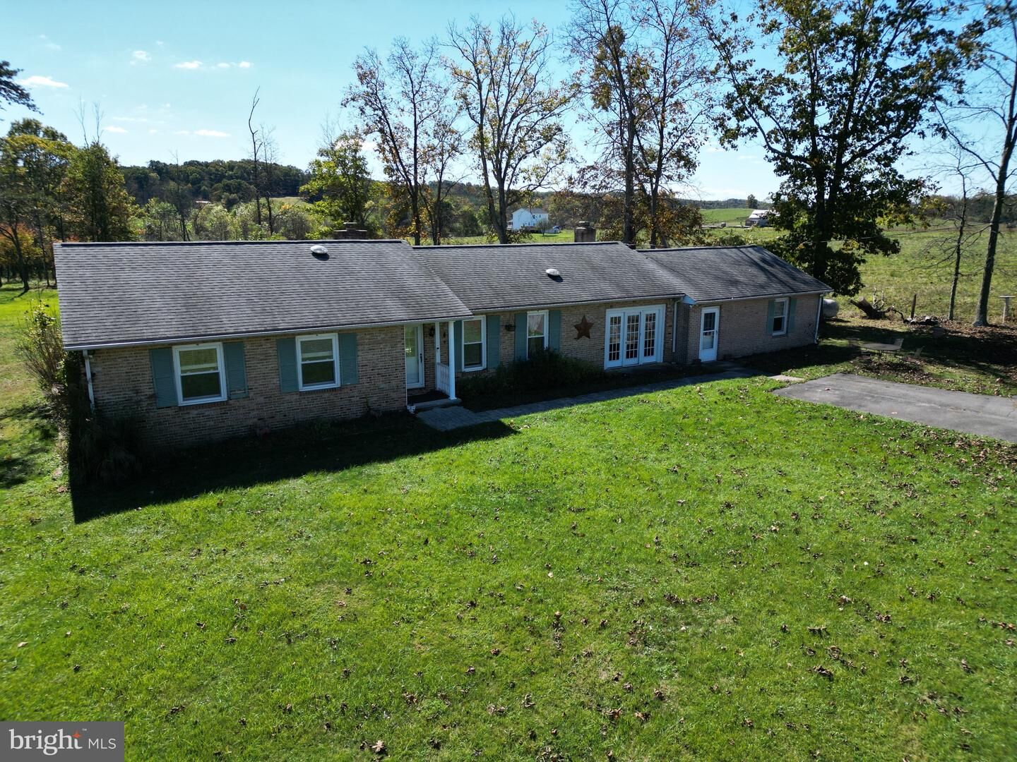 Property Photo:  405 Green Pine Estates Drive  WV 26817 