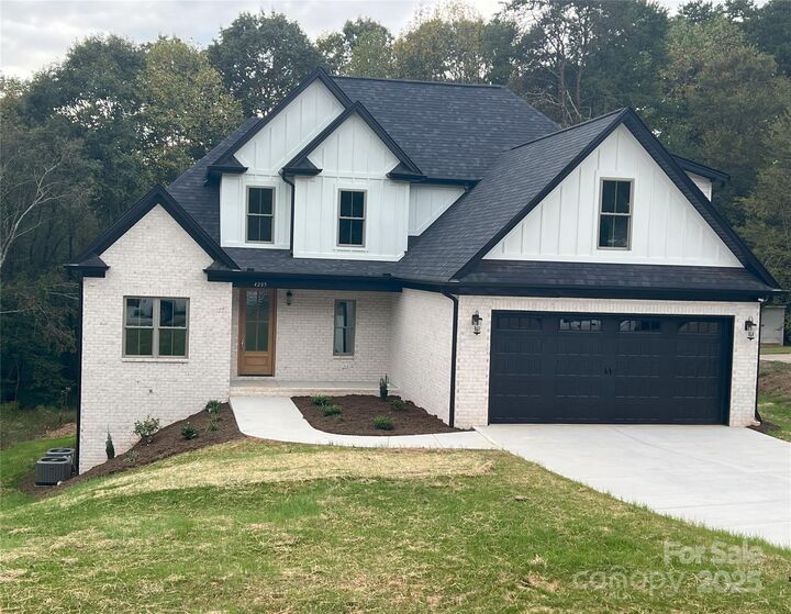 Property Photo: 4205 9th Street NE NC 28601