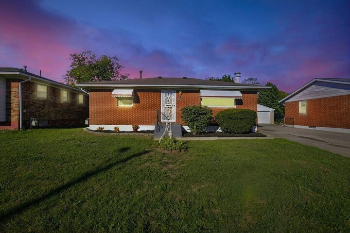 Property Photo: 2797 Key Place OH 43207