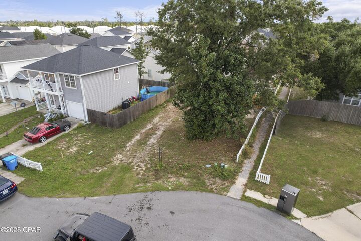 Property Photo:  2604 Willow Brook Drive  FL 32404 