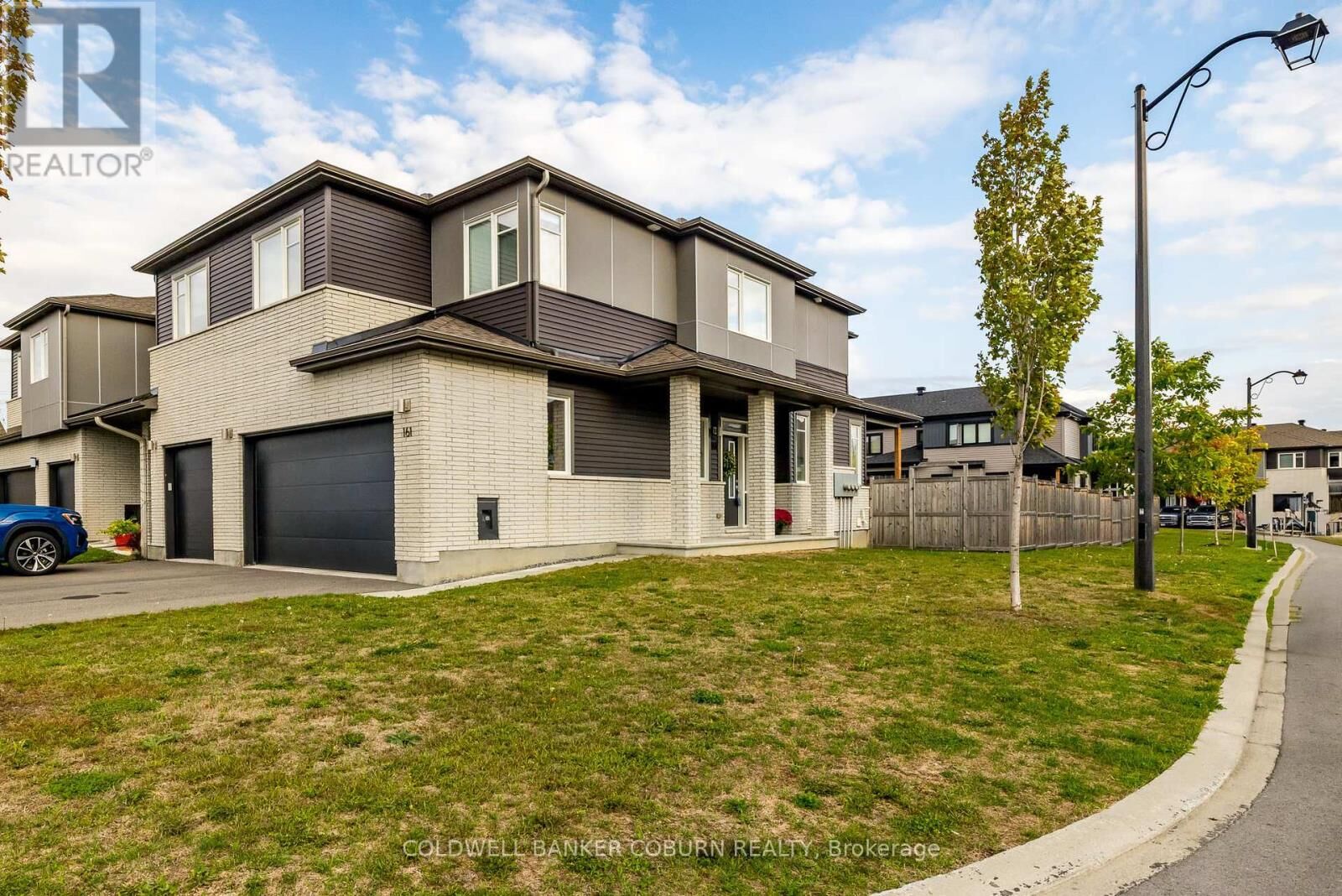 Property Photo: 161 Jardiniere Street ON K2S 2K1