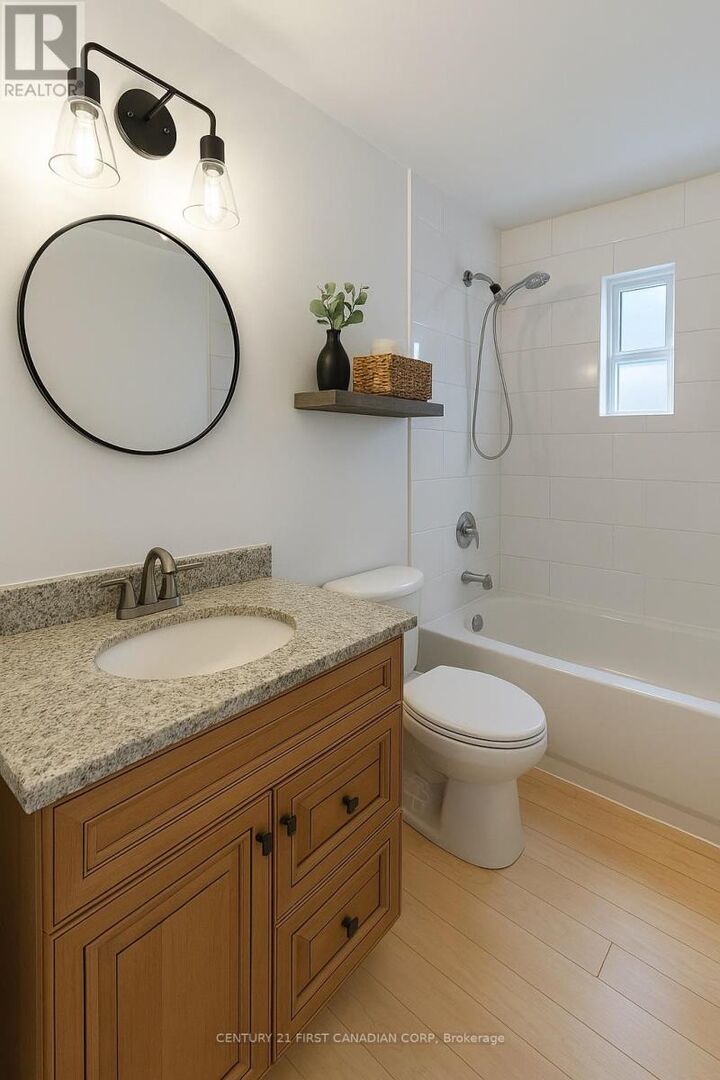 Property Photo:  740 Lorne Avenue 2  ON N5W 3K6 