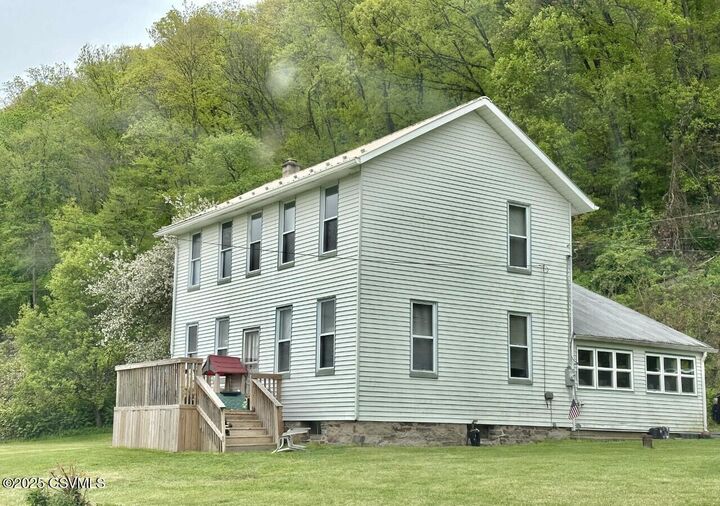 1132 Seven Kitchens Road  Winfield PA 17889 photo