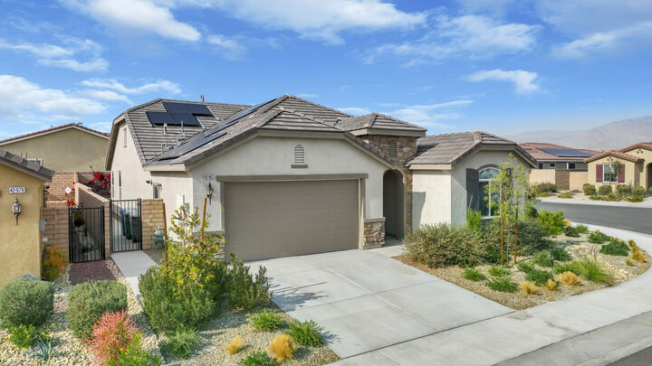Property Photo: 42963 Ascona Lane CA 92203