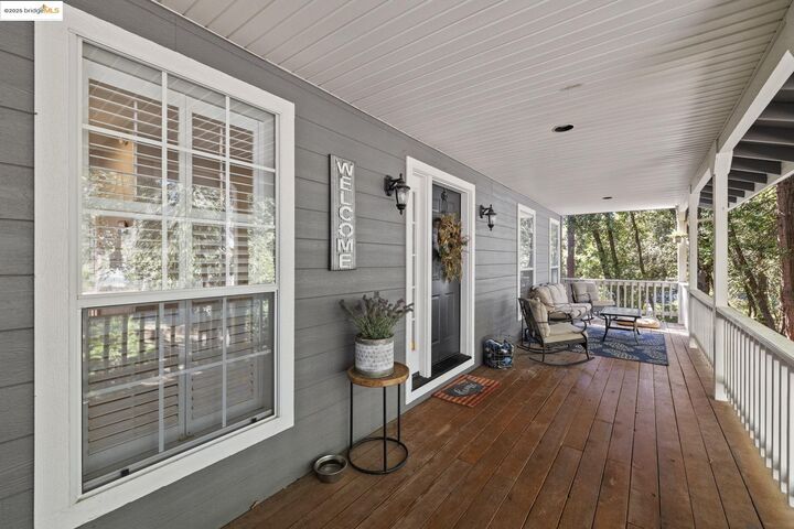Property Photo: 22373 Geraldine Cir CA 95370