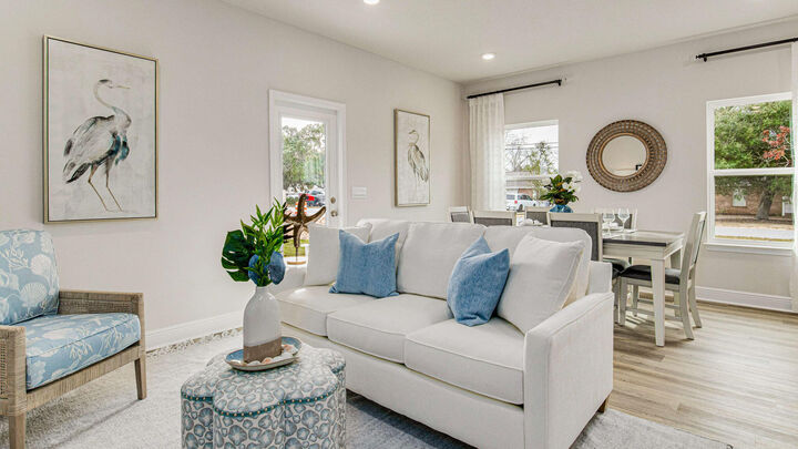 Property Photo: 337 Callie Drive FL 32536