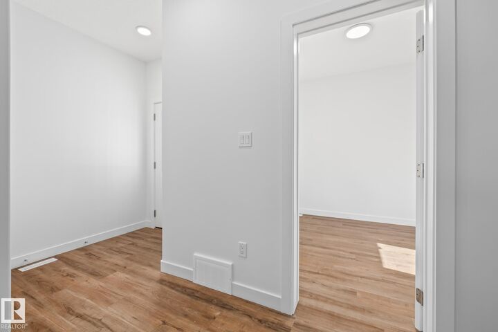 Property Photo: 125 Ficus Way AB T8L 1X8