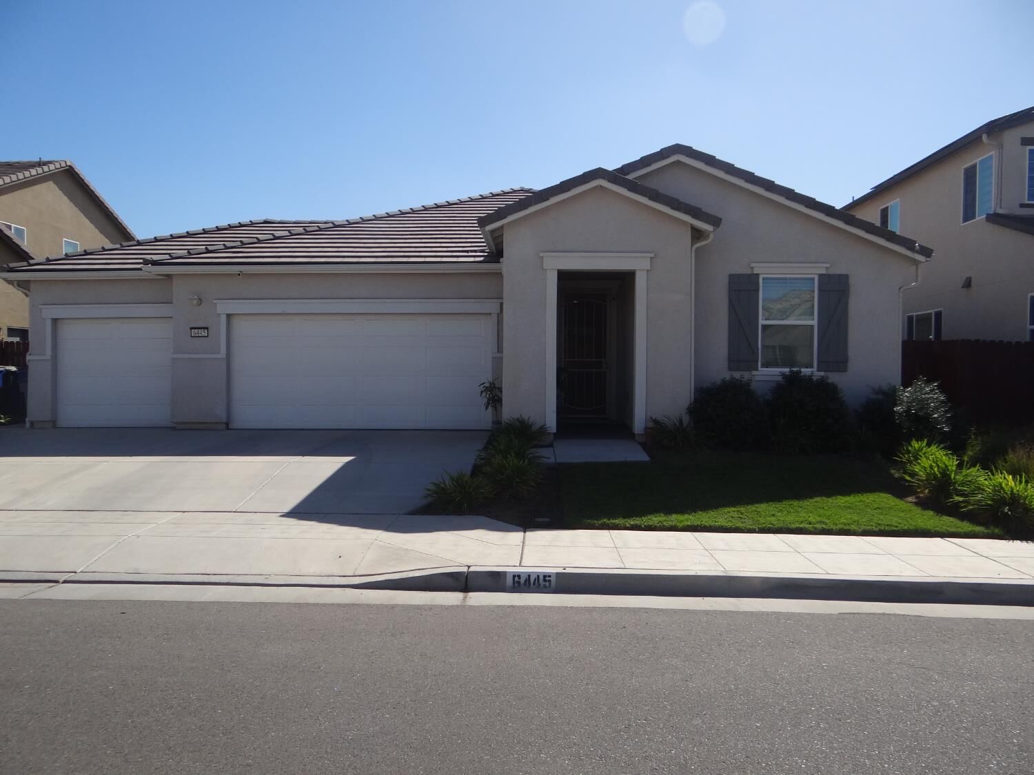 Property Photo: 6445 W Pico Avenue CA 93723