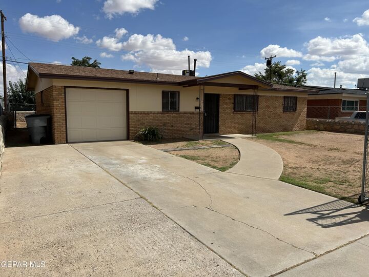 Property Photo: 10048 Newcastle Drive TX 79924