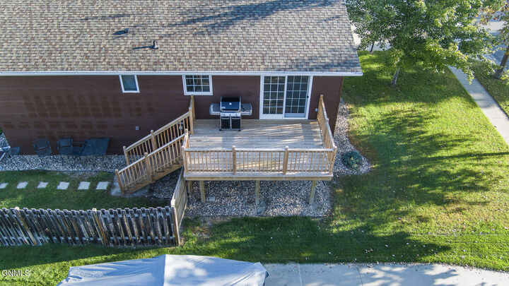 Property Photo: 418 Munich Drive ND 58504
