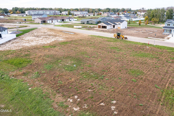 Property Photo: 319 Kamrose Drive ND 58504