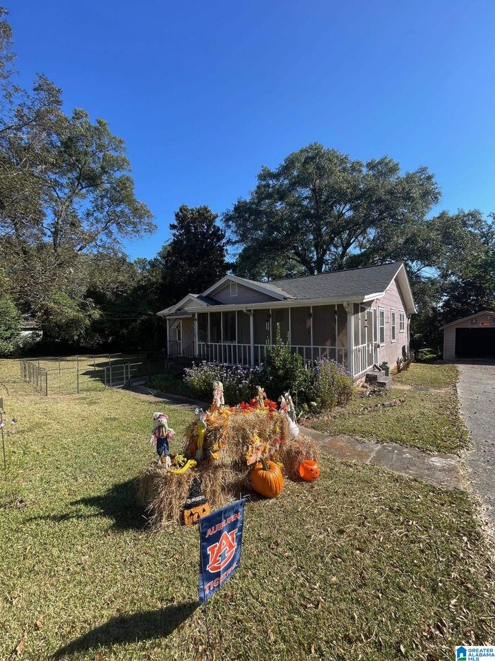 304 7th Avenue  Childersburg AL 35044 photo