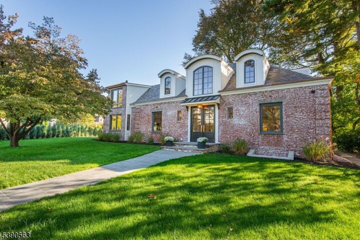Property Photo:  96 Gates Ave  NJ 07042 