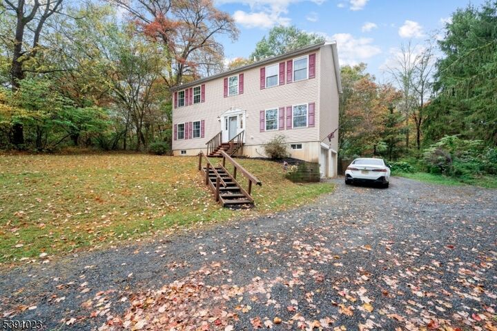 Property Photo:  50 Zulauf Ln  NJ 07863 