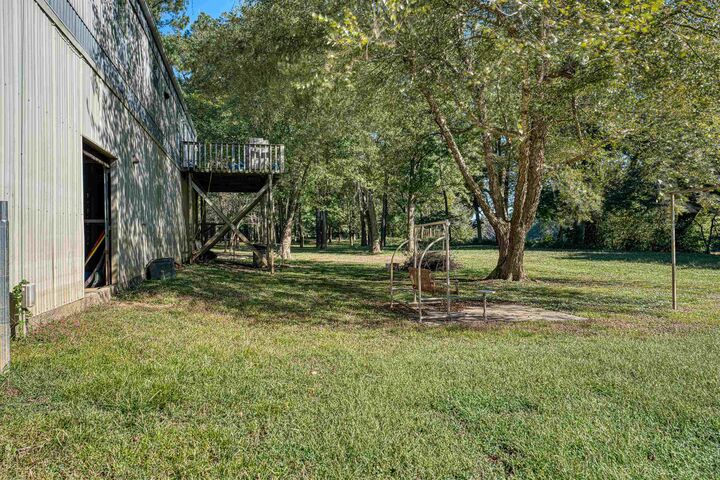 Property Photo: 20773 Hwy 416 E KY 42420