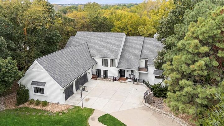 Property Photo: 12108 Catalina Street KS 66209
