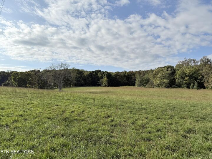 Property Photo: 1140 Paint Rock Valley Rd TN 37846