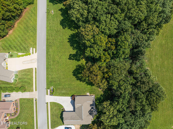 Property Photo: 0.49 Ac Tomlon Rd TN 38555