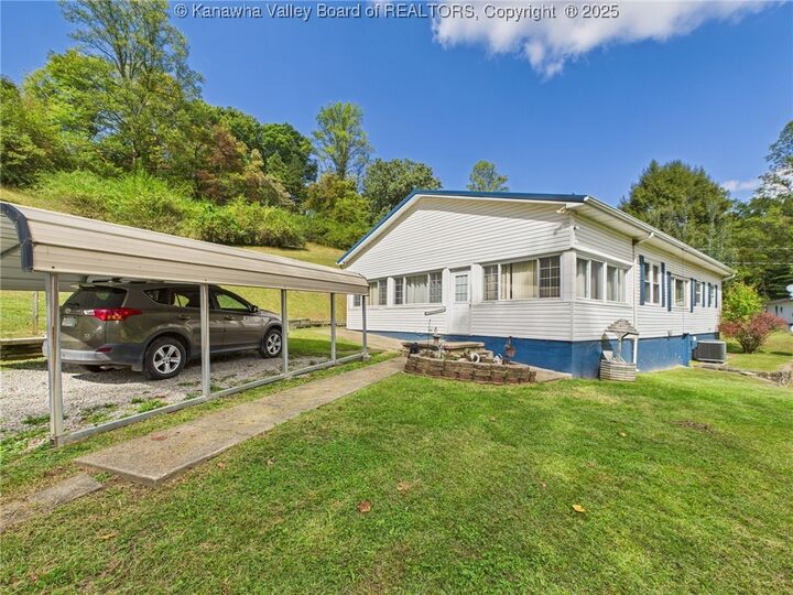 Property Photo:  24 Hollywood Drive  WV 25311